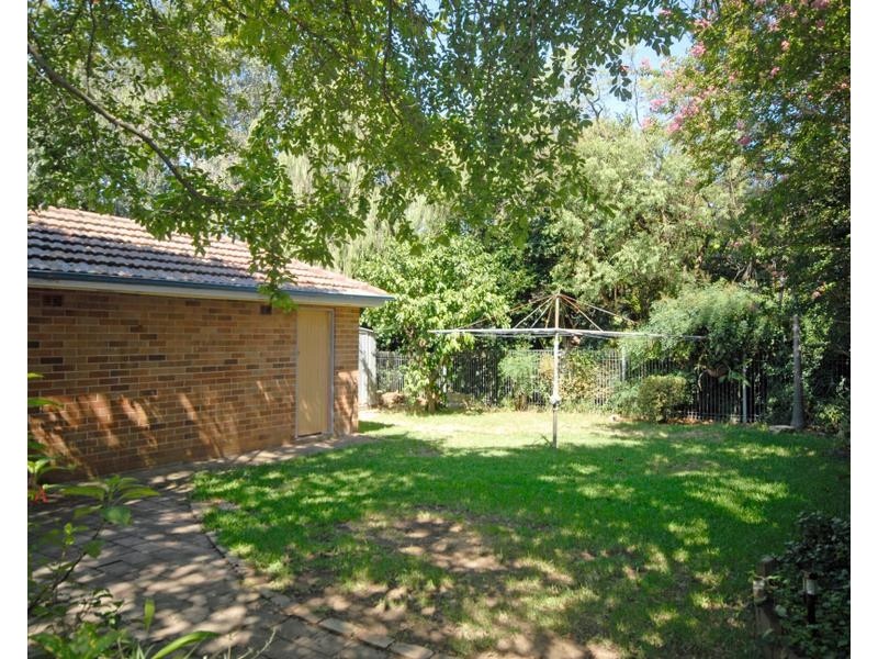 35 Cecil Street, Denistone East NSW 2112