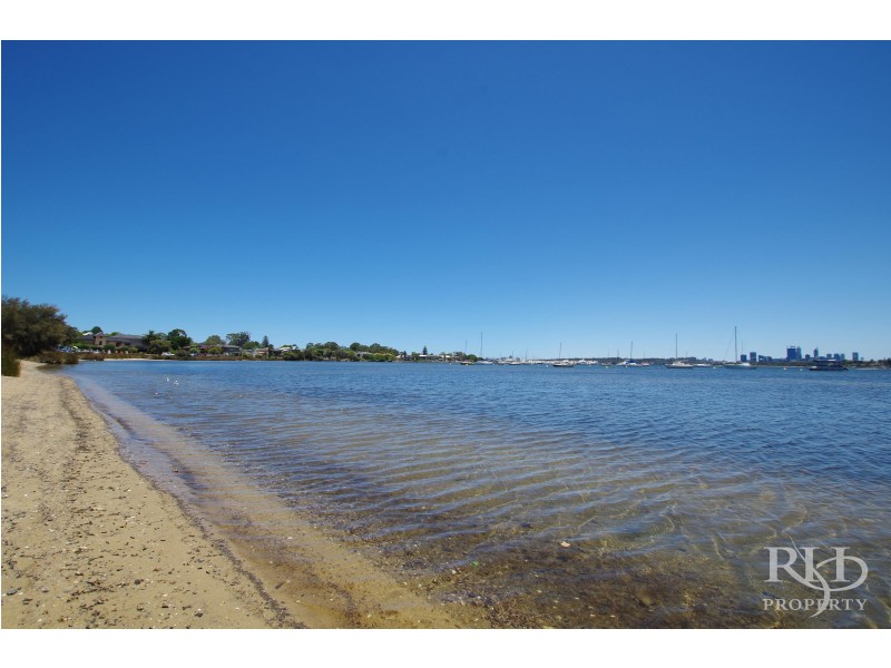 8/7 Kintail Road, Applecross WA 6153