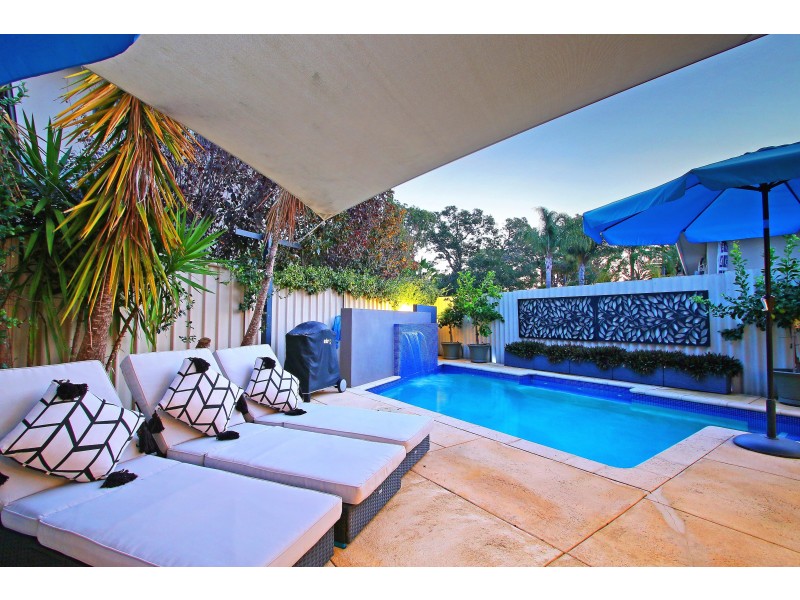 59 McLean St, Melville WA 6156