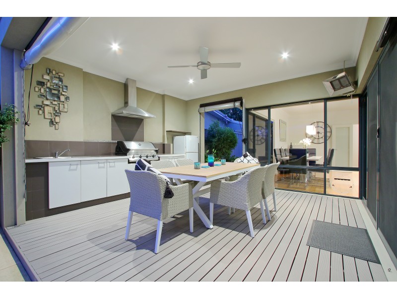 59 McLean St, Melville WA 6156