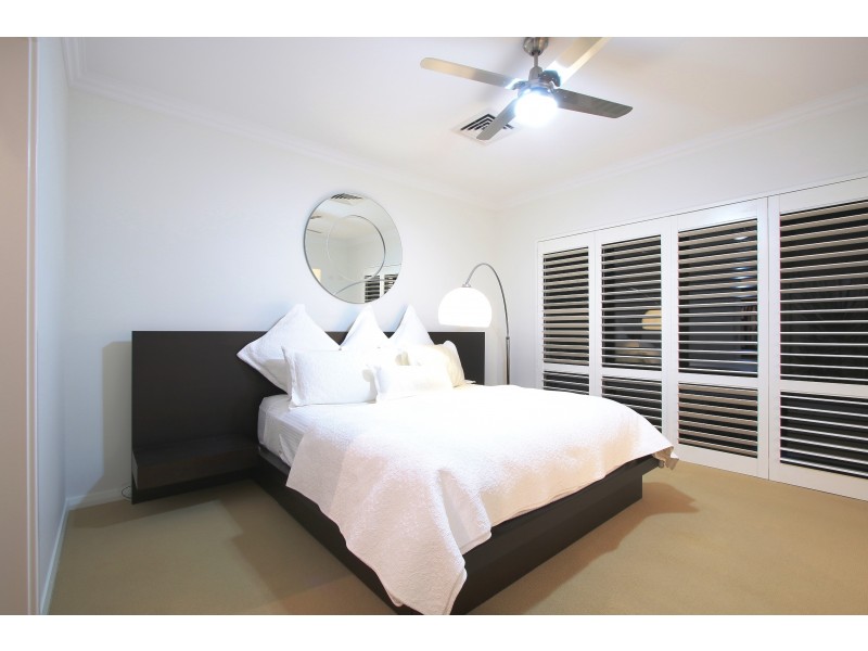 59 McLean St, Melville WA 6156