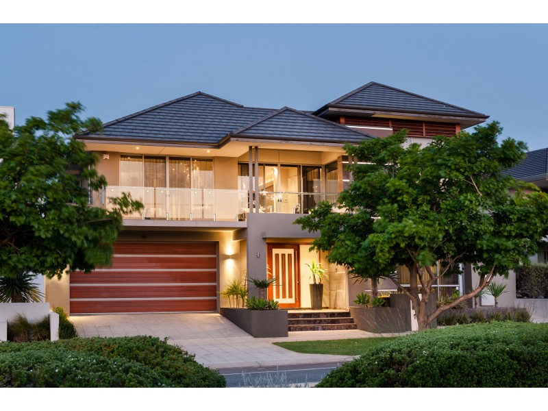 14 Orsino Boulevard, North Coogee WA 6163