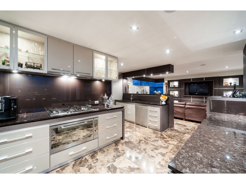 14 Orsino Boulevard, North Coogee WA 6163