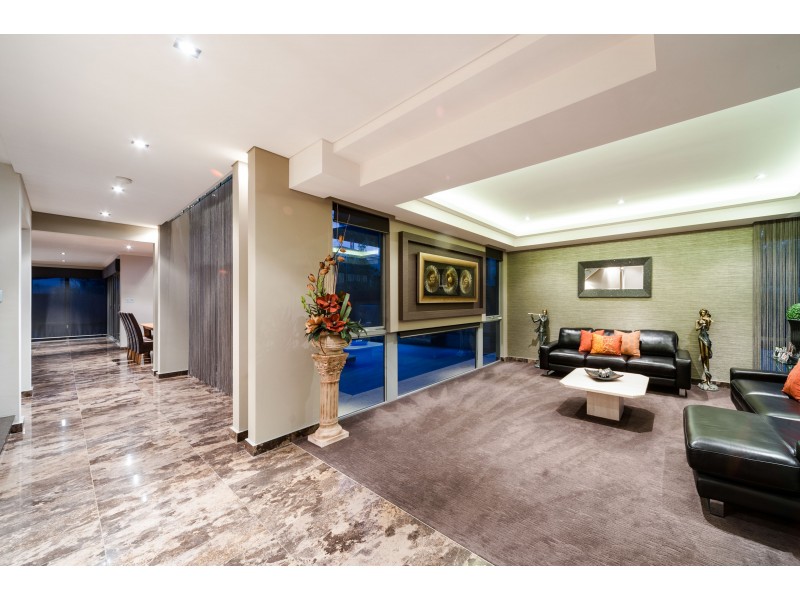 14 Orsino Boulevard, North Coogee WA 6163