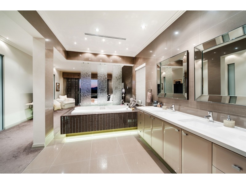 14 Orsino Boulevard, North Coogee WA 6163