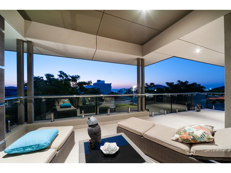 14 Orsino Boulevard, North Coogee WA 6163