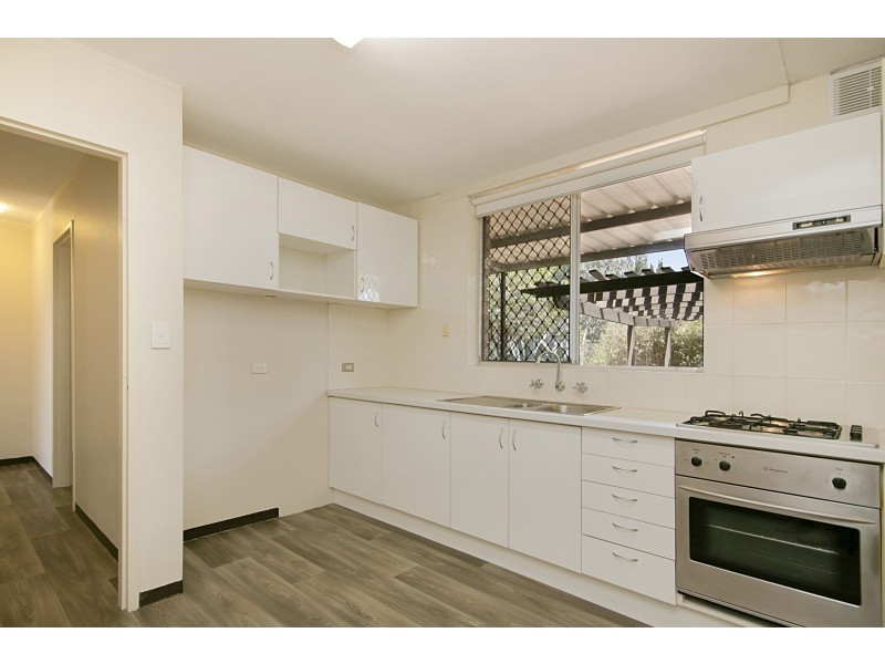 8 Boona Court, Karawara WA 6152