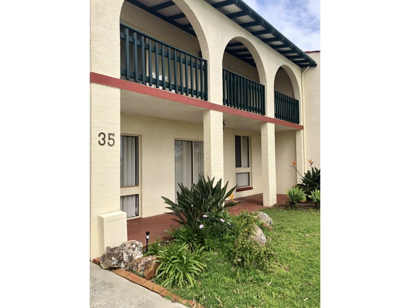 35 Dunkley Avenue, Applecross WA 6153