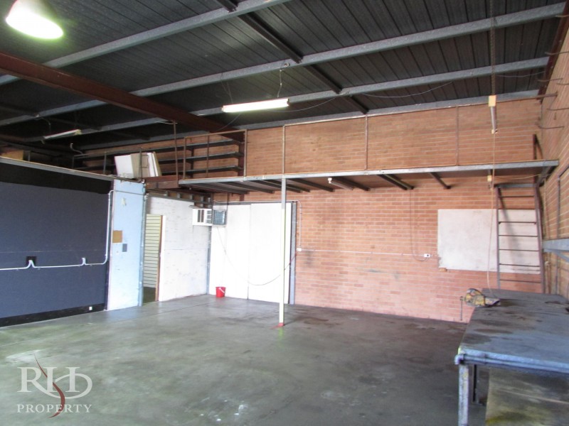 2/53 Murray Road North, Welshpool WA 6106