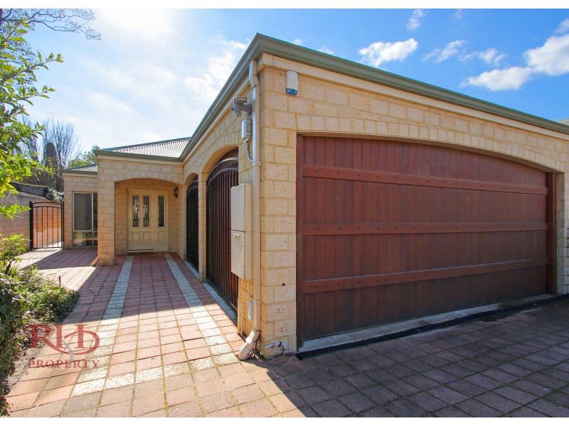 20B Lilian Avenue, Applecross WA 6153