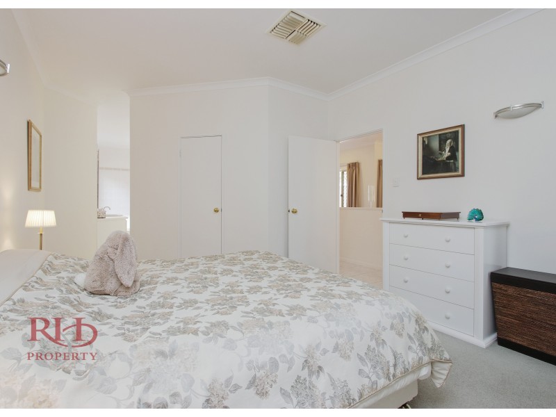 20B Lilian Avenue, Applecross WA 6153