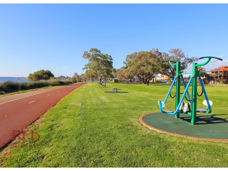 20B Lilian Avenue, Applecross WA 6153