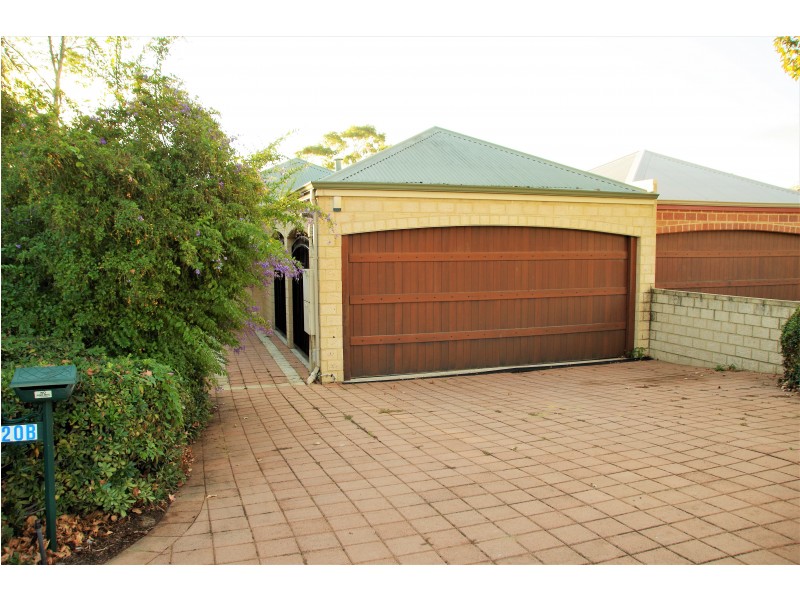 20B Lilian Avenue, Applecross WA 6153