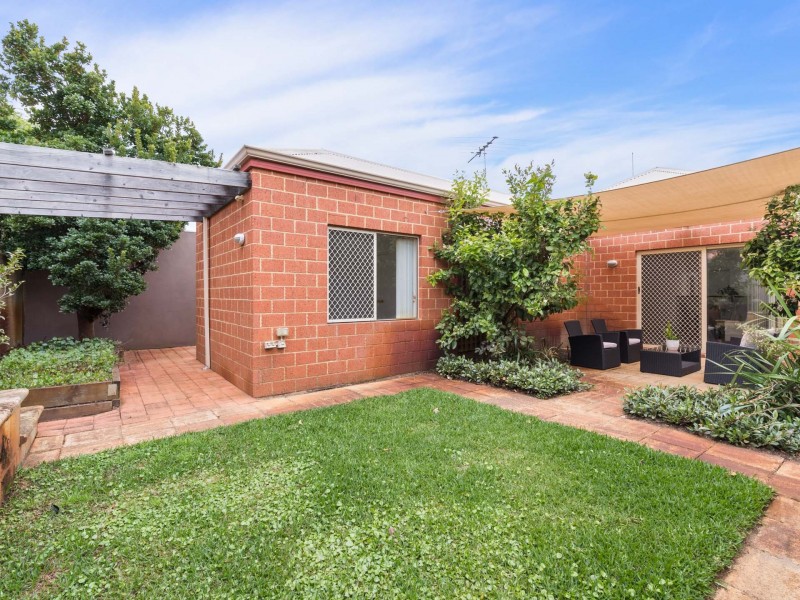 20A Lilian Avenue, Applecross WA 6153