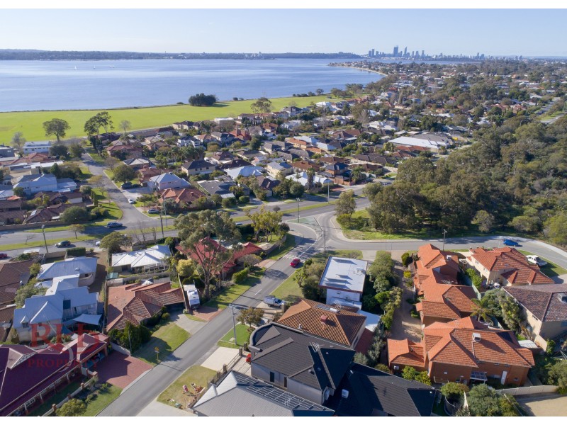 44 DONEY STREET, Alfred Cove WA 6154
