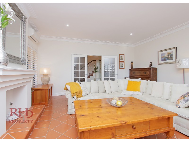 44 DONEY STREET, Alfred Cove WA 6154