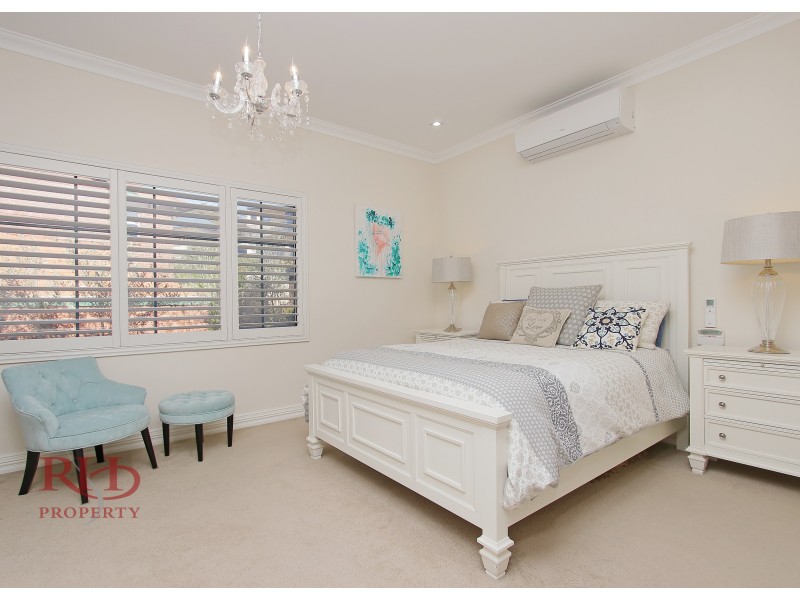 44 DONEY STREET, Alfred Cove WA 6154