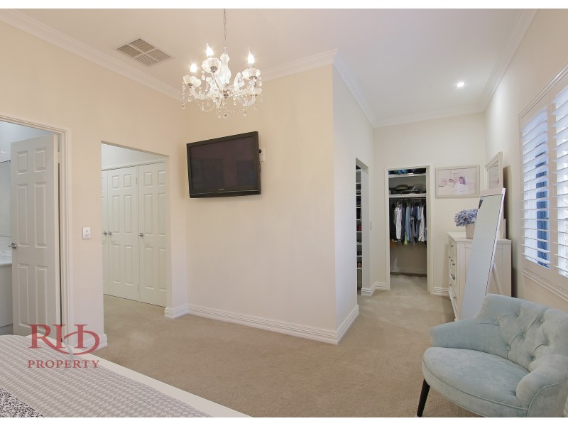 44 DONEY STREET, Alfred Cove WA 6154