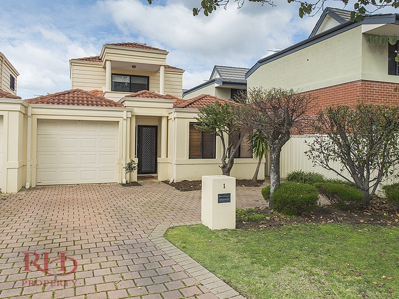 1/9 Groves Avenue, Attadale WA 6156