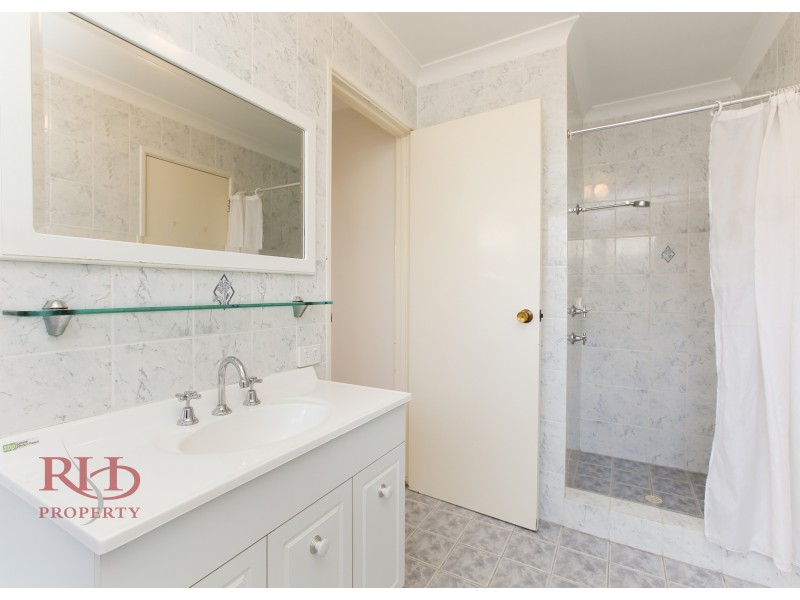 17A Rivett Way, Brentwood WA 6153