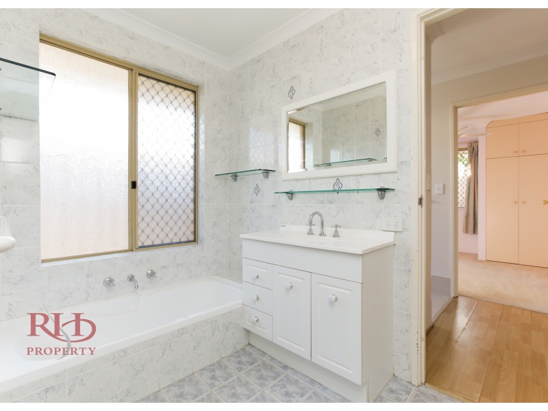 17A Rivett Way, Brentwood WA 6153