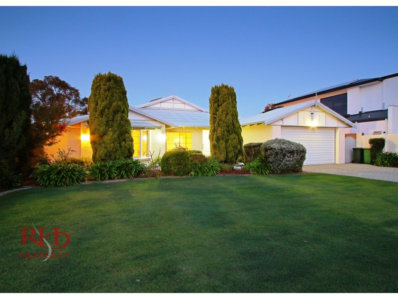 22 GAIRLOCH STREET, Applecross WA 6153