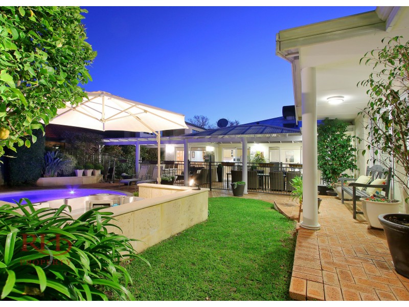 22 GAIRLOCH STREET, Applecross WA 6153