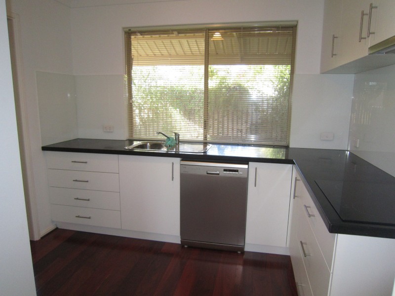 5 Hugh Court, Como WA 6152