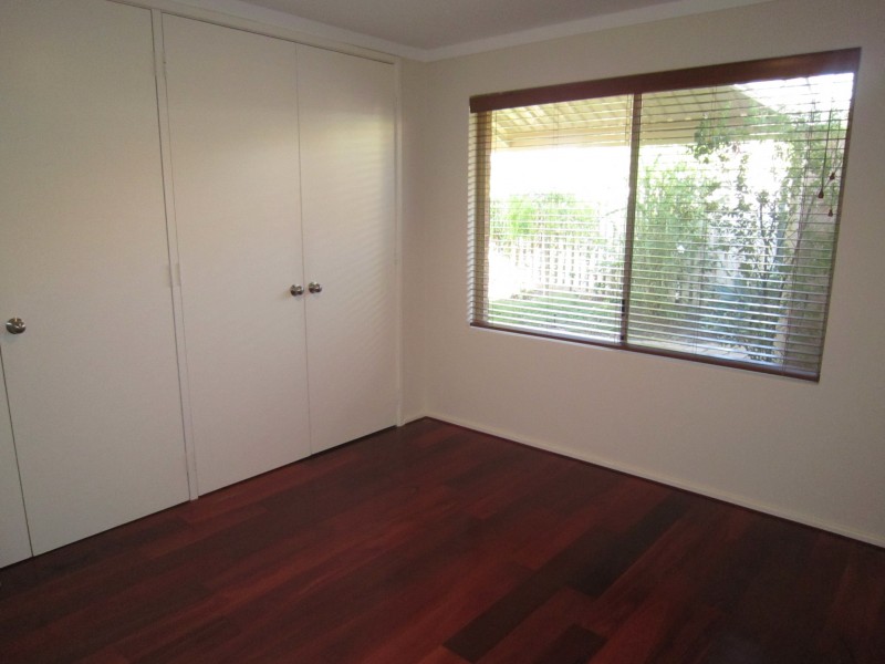 5 Hugh Court, Como WA 6152