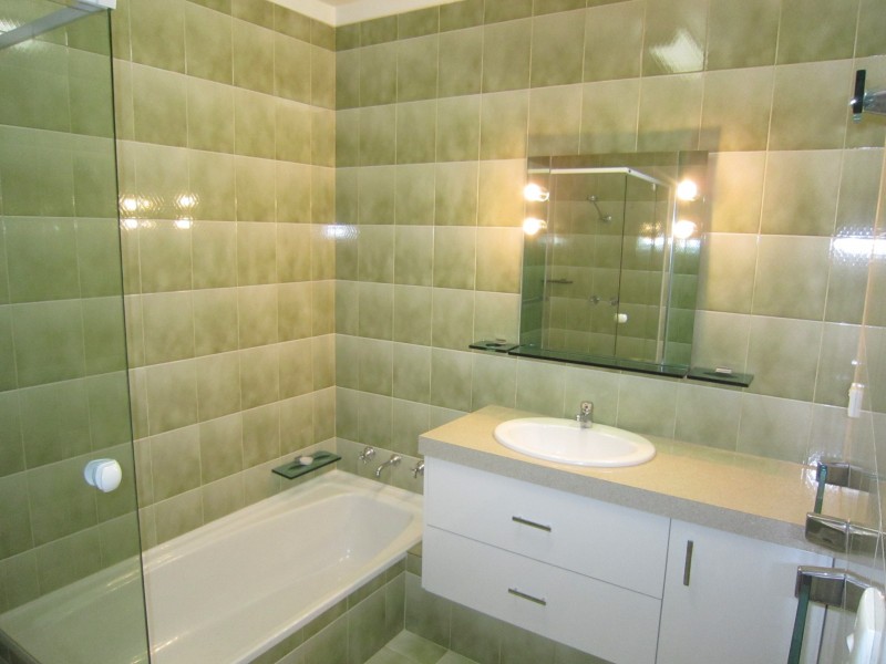 5 Hugh Court, Como WA 6152