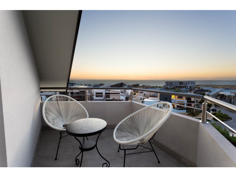 34 ARABELLA LOOP, North Coogee WA 6163