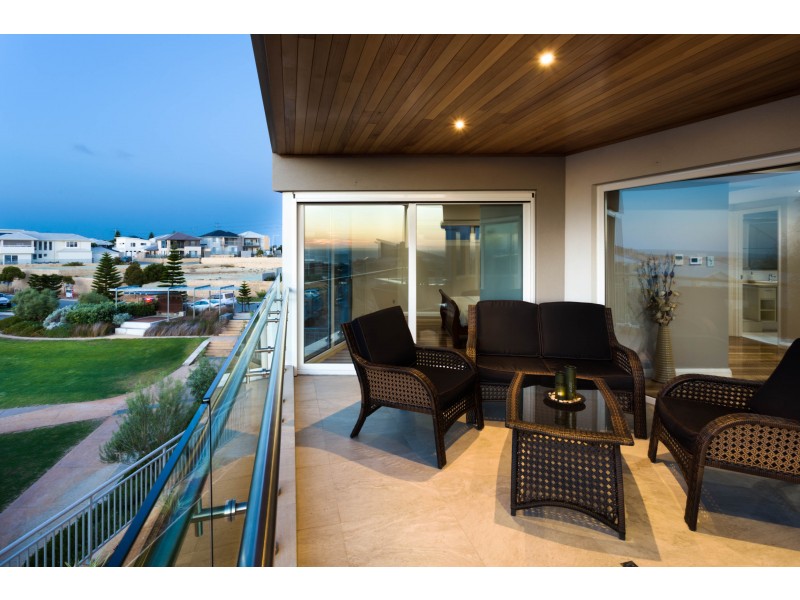 34 ARABELLA LOOP, North Coogee WA 6163