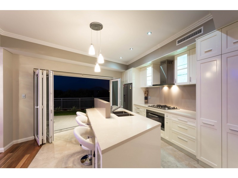 34 ARABELLA LOOP, North Coogee WA 6163