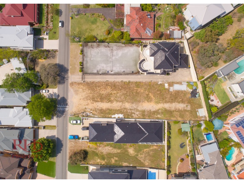 36 & 36A Doney Street, Alfred Cove WA 6154