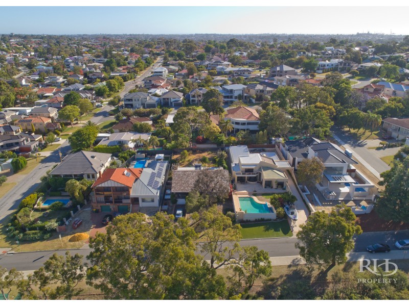 16 CAWSTON ROAD, Attadale WA 6156