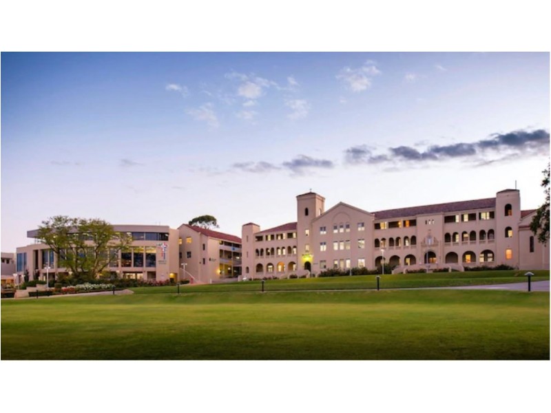 16 CAWSTON ROAD, Attadale WA 6156