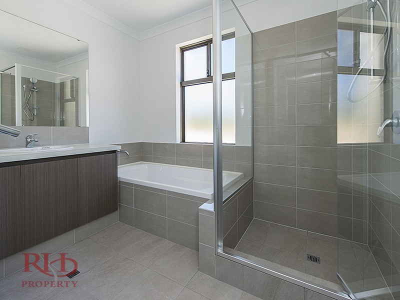 5 Dean Road, Bateman WA 6150