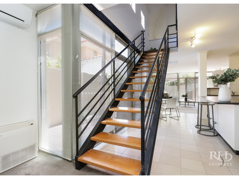 2/13 Weston Avenue, South Perth WA 6151