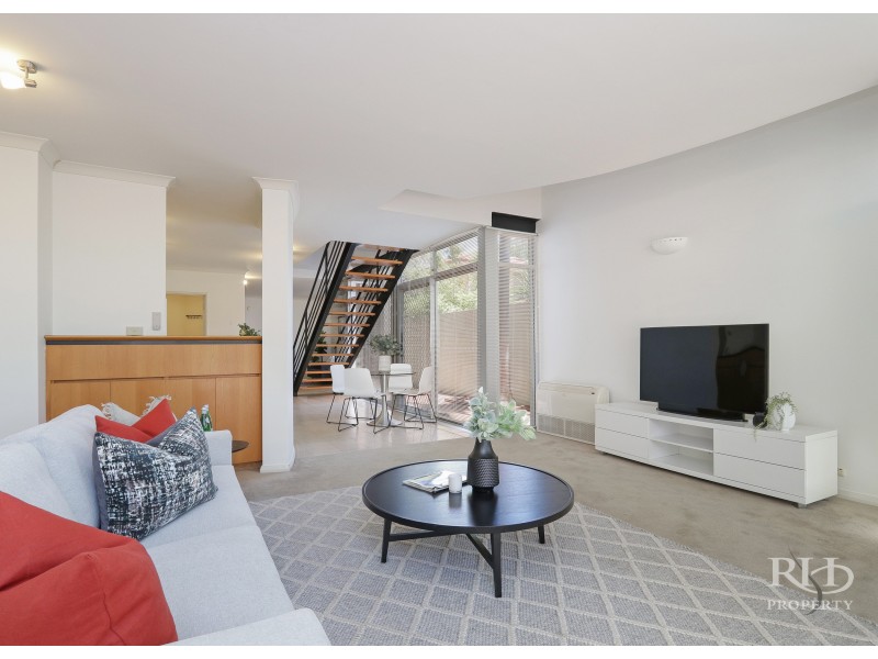 2/13 Weston Avenue, South Perth WA 6151