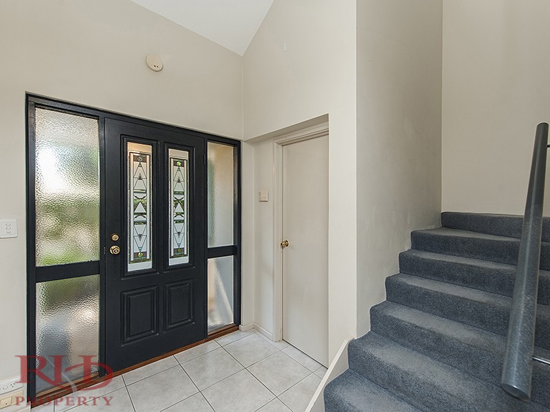 2/139 HENSMAN STREET, South Perth WA 6151