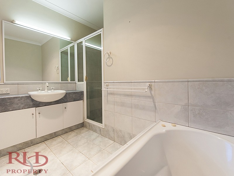 2/139 HENSMAN STREET, South Perth WA 6151