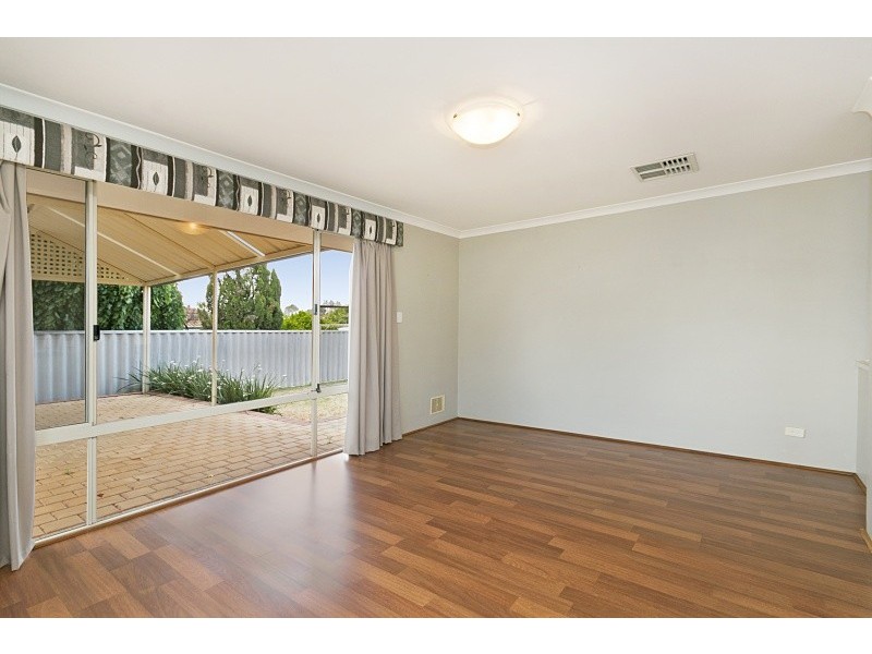 15 Dreier Court, Atwell WA 6164