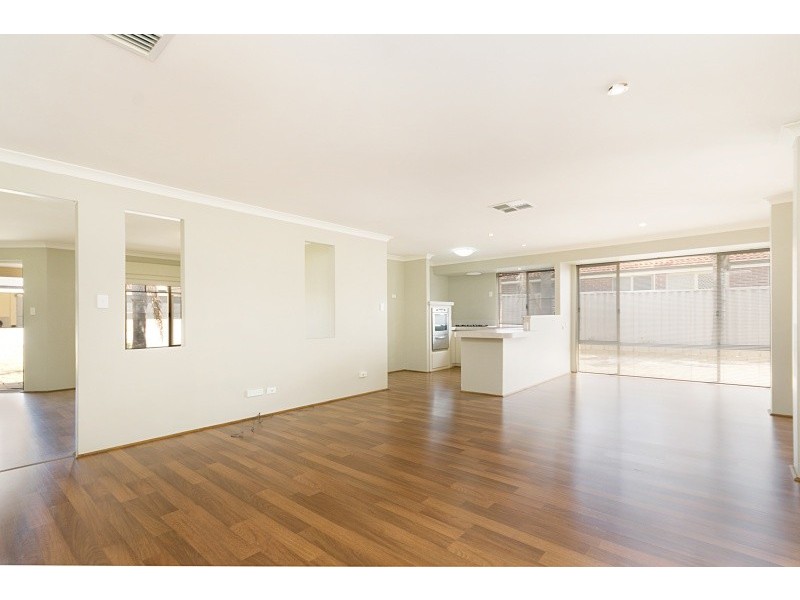 15 Dreier Court, Atwell WA 6164