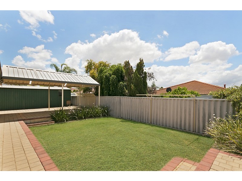 15 Dreier Court, Atwell WA 6164