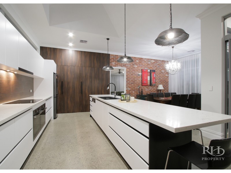 5C KISHORN ROAD, Applecross WA 6153