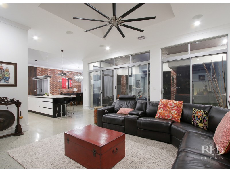 5C KISHORN ROAD, Applecross WA 6153