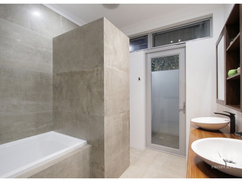 5C KISHORN ROAD, Applecross WA 6153