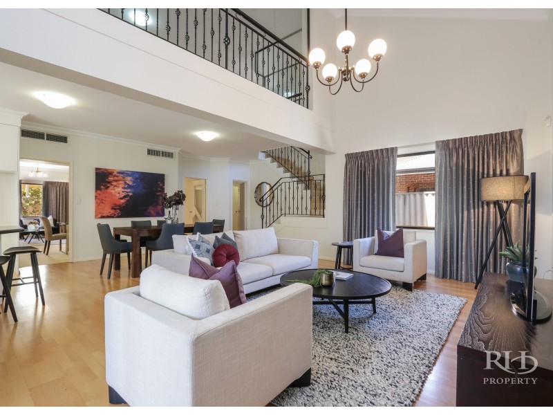 38A THE PROMENADE, Mount Pleasant WA 6153