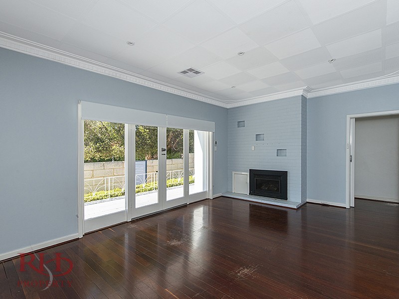 7 LOCH STREET, Claremont WA 6010