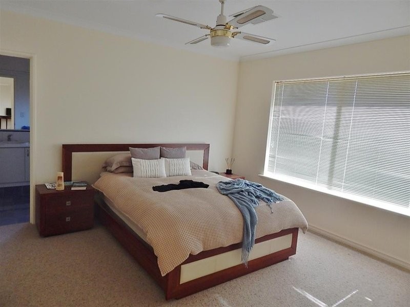 8A Waddell Road, Palmyra WA 6157